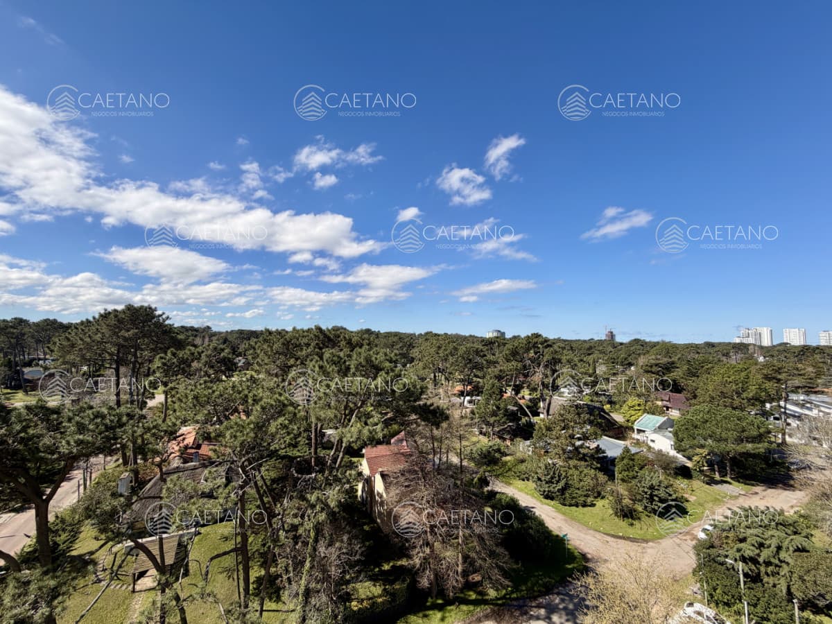Venta apartamento 2 dormitorios. Roosevelt, Punta del Este