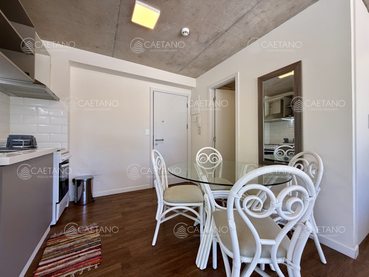 Apartamento en venta  Edificio Pinheiros  Pinares, Parada 25 — foto 3