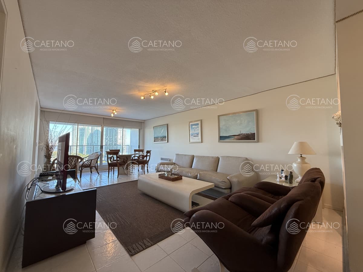 Apartamento en Venta – Lincoln Center Torre Wilson, Punta del Este