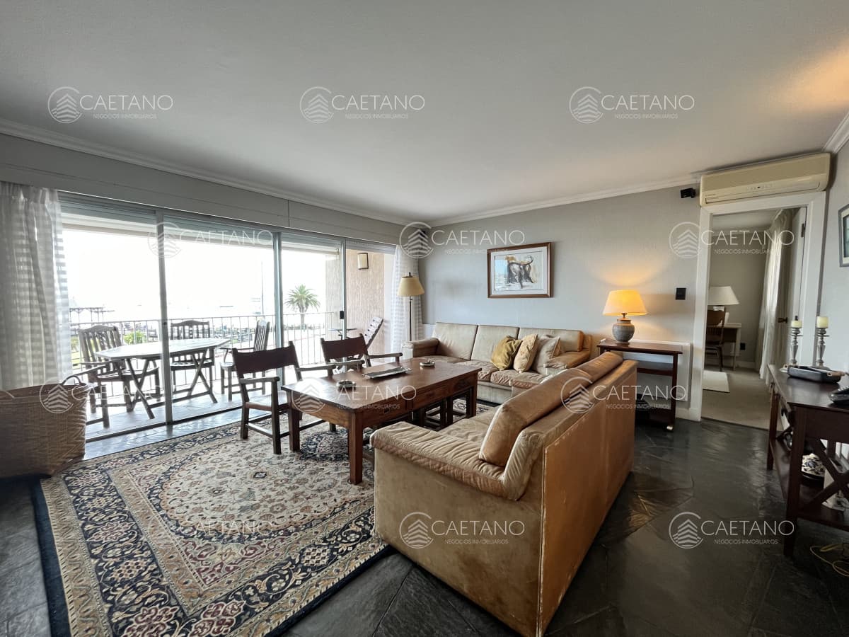 Venta apartamento 3 dormitorios. Puerto de Punta del Este — foto 2