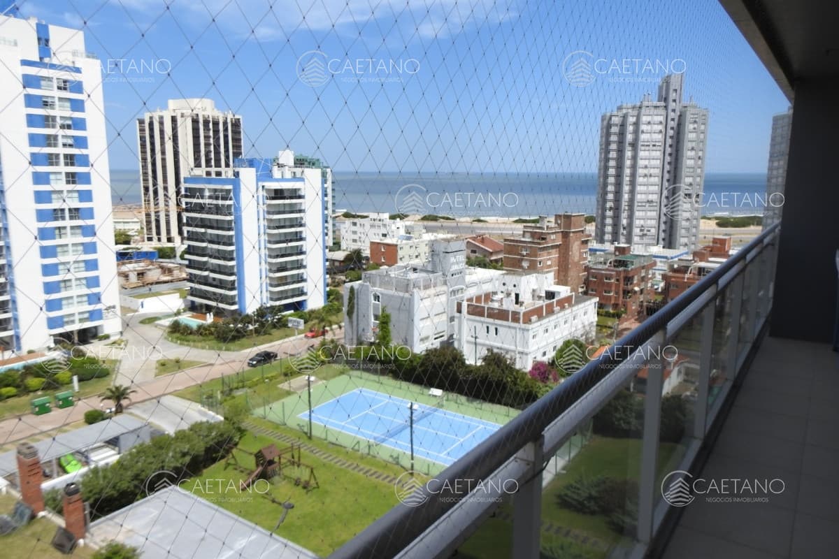 Venta apartamento 3 dormitorios. Playa brava, Punta del Este — foto 2