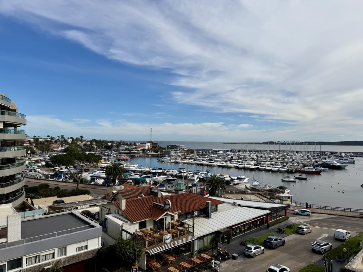 Venta apartamento 3 dormitorios. Península, Punta del Este