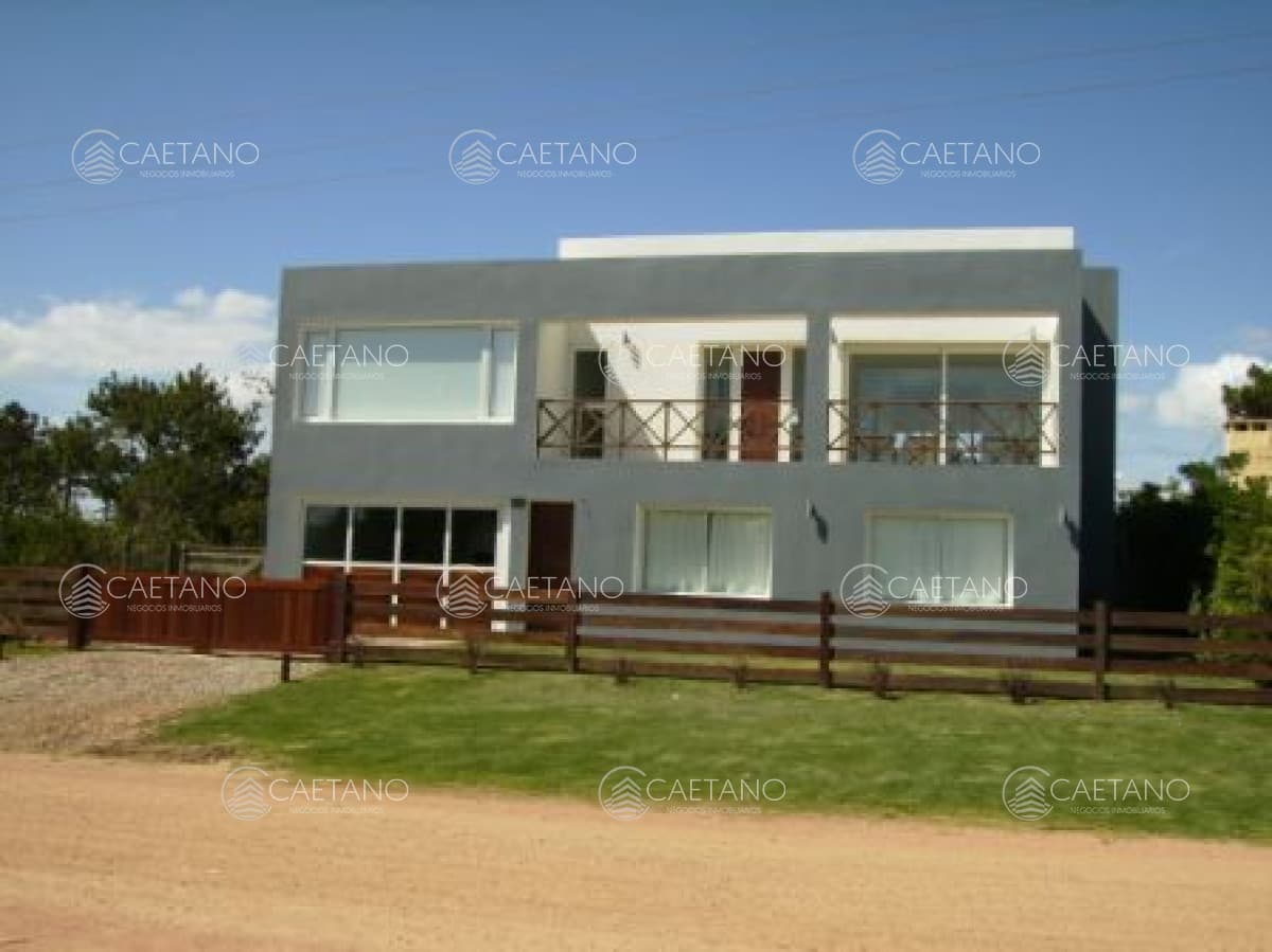 Casa en alquiler en Punta Ballena