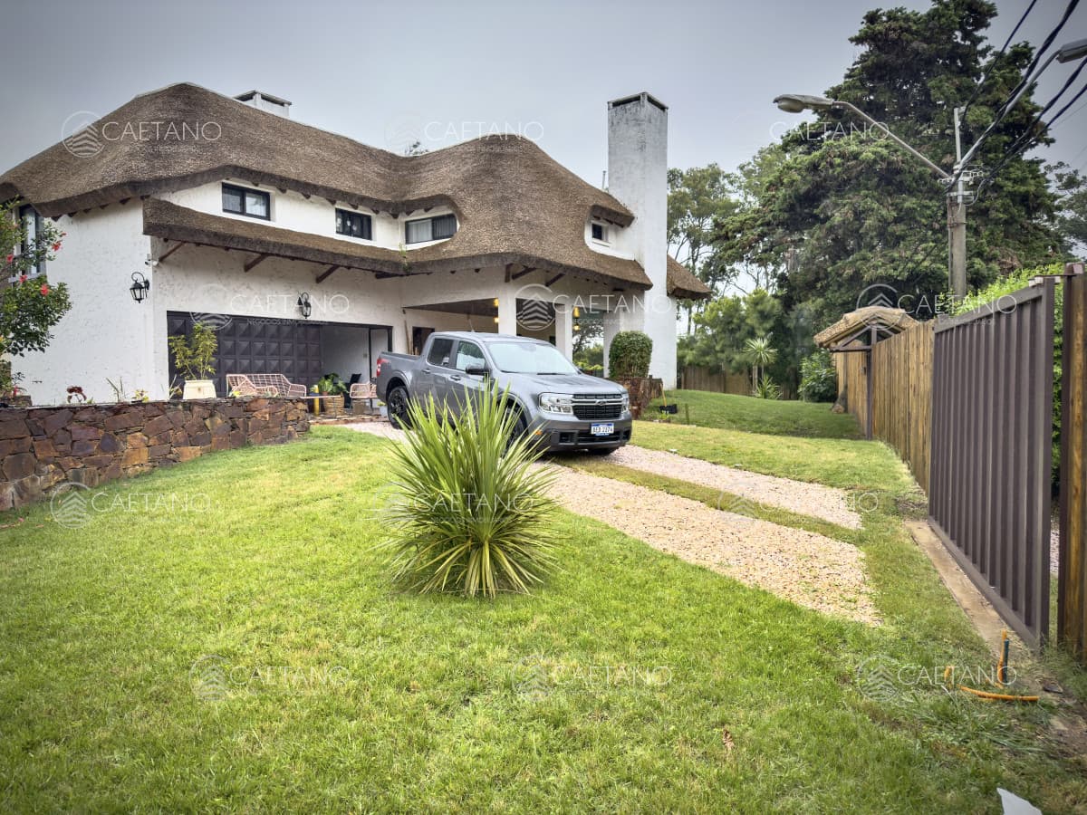 Casa en La Rinconada Punta Ballena a metros del mar — foto 2