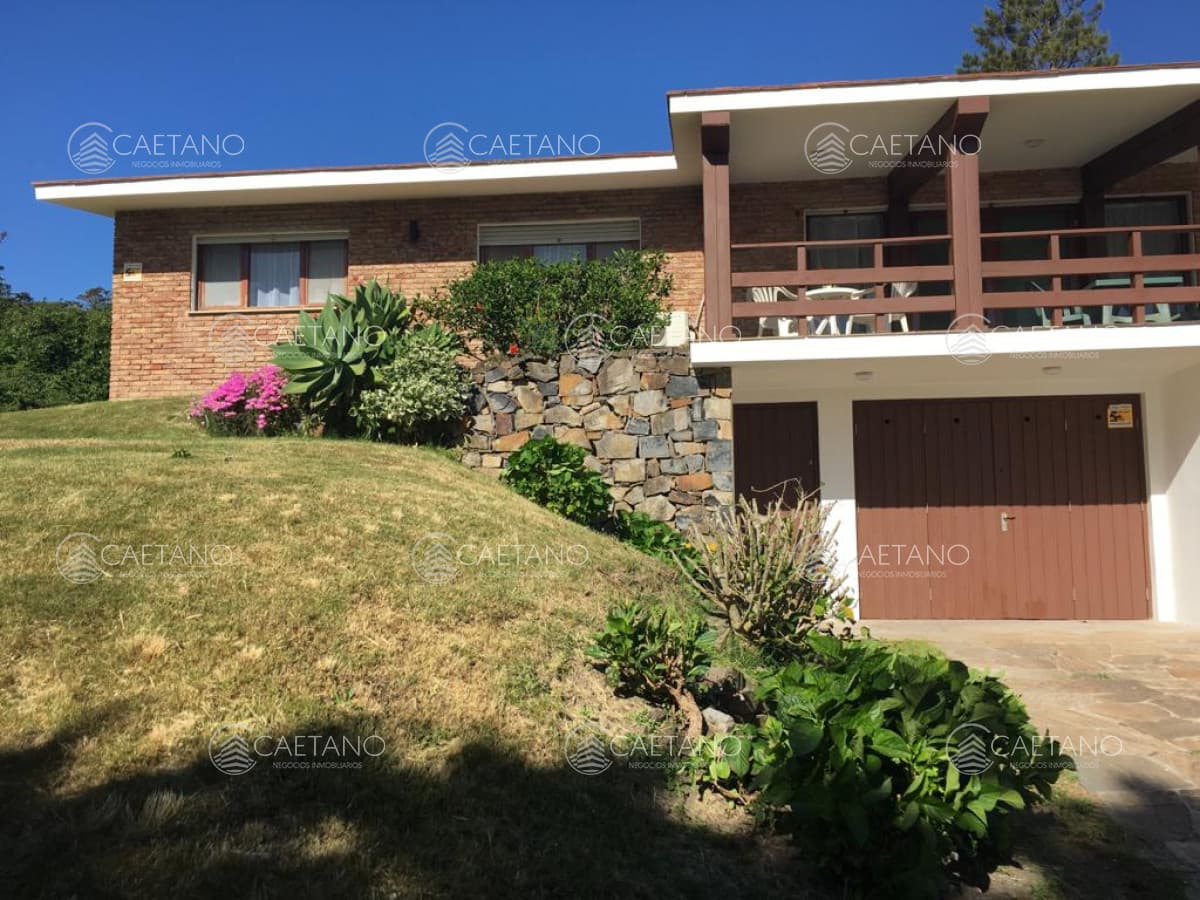Venta de casa de 3 dormitorios en Punta Ballena — foto 2