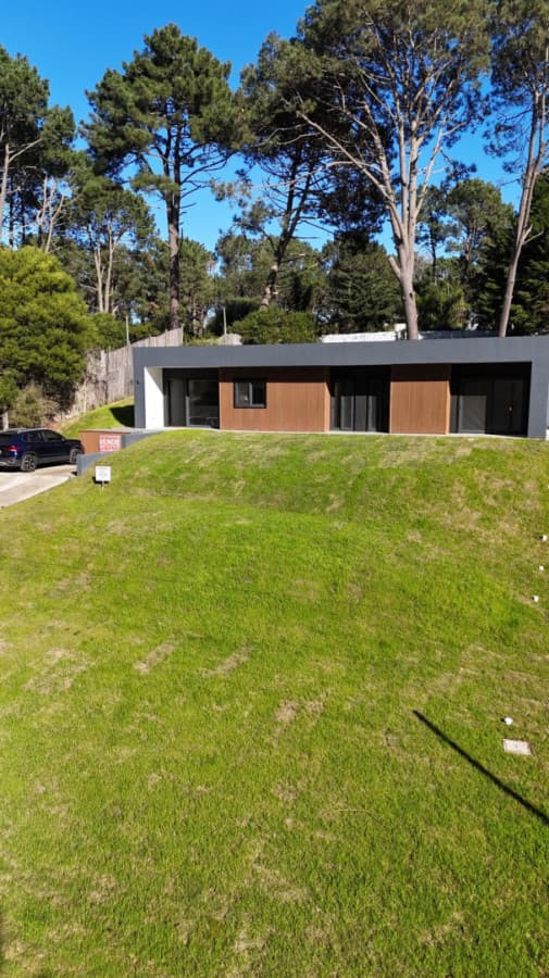 Venta casa en Club del lago Punta Ballena