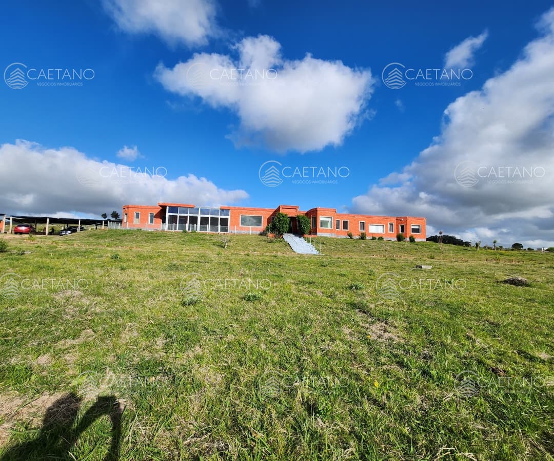 Casa en alquiler en San Carlos — foto 2