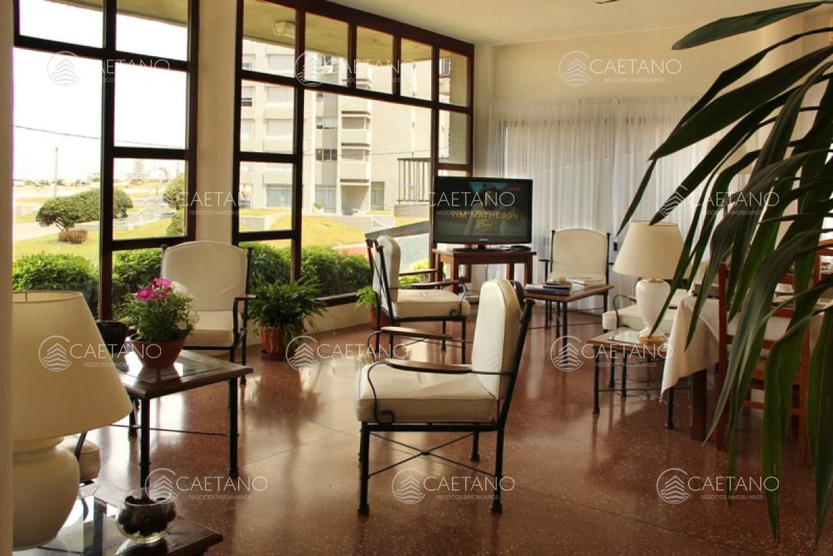 Hotel en Playa Brava — foto 2
