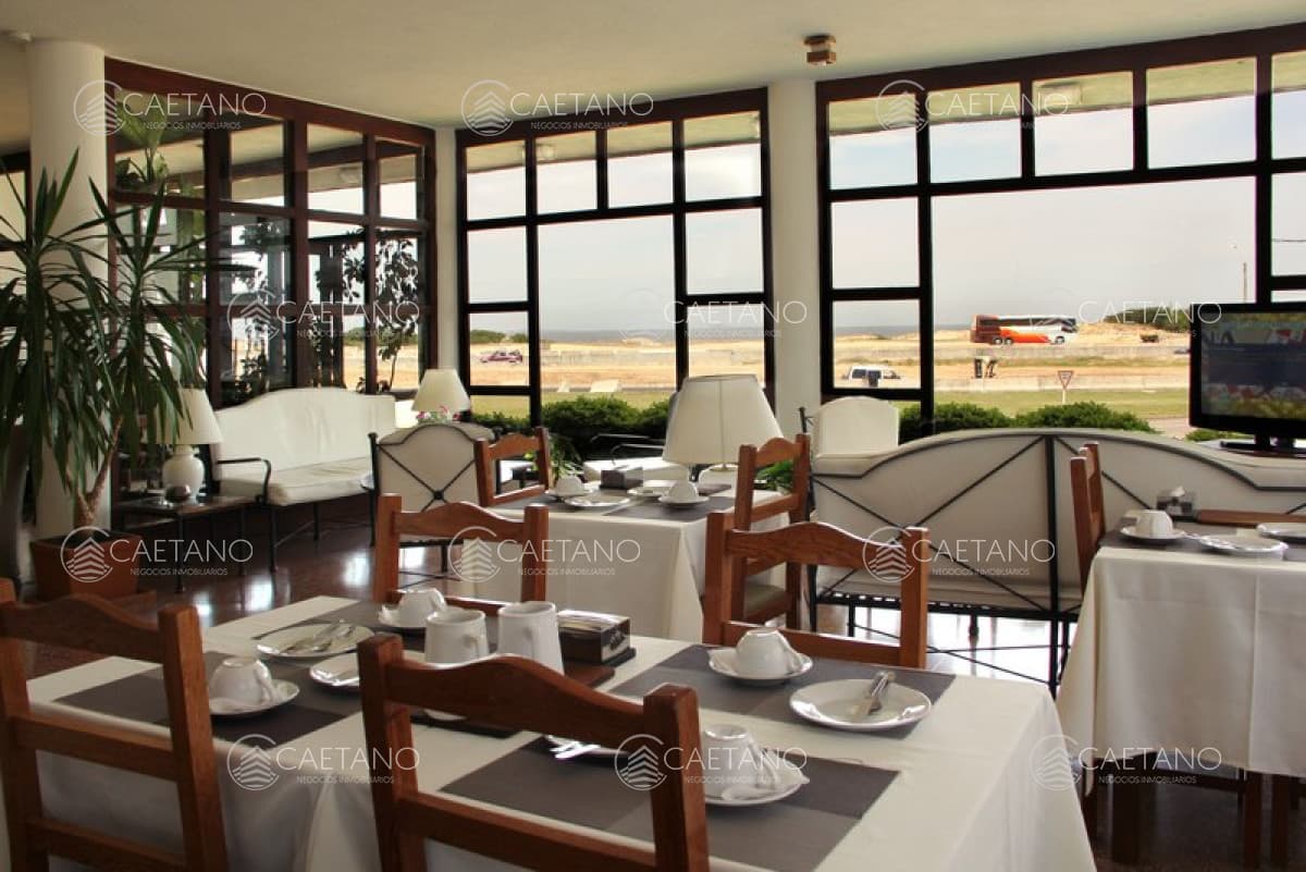 Hotel en Playa Brava — foto 3