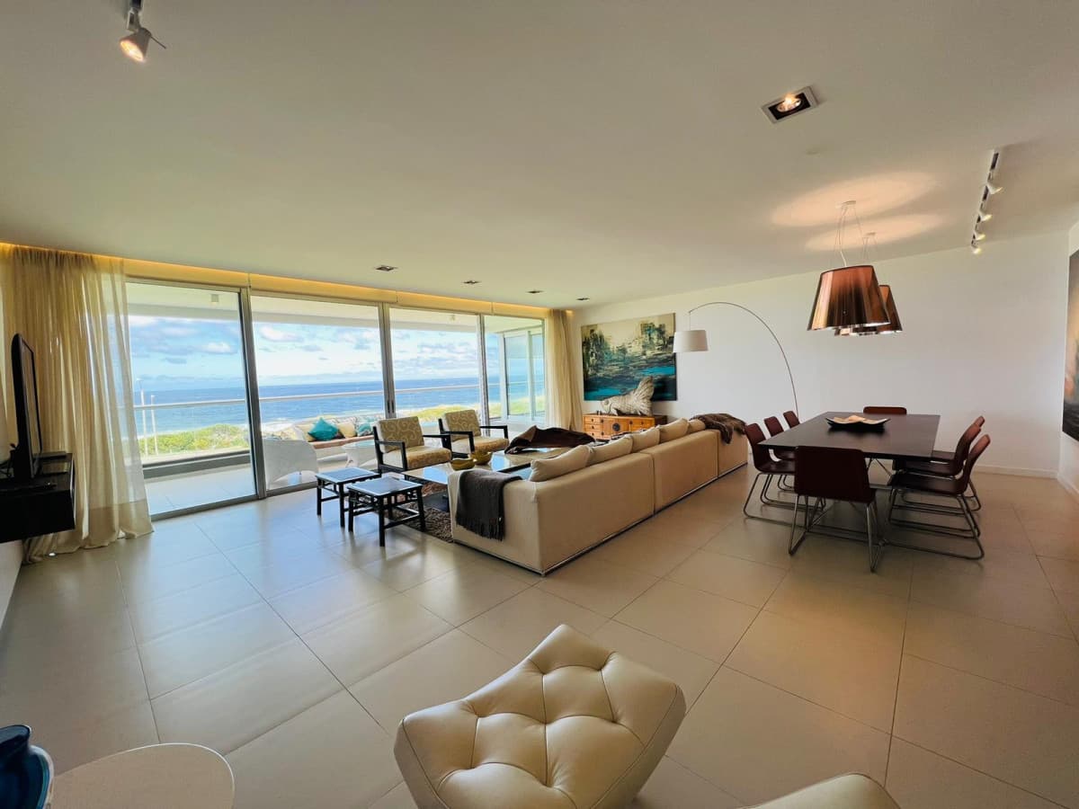 Departamento en Venta de 4 Suites en Tiburón Terrazas Océano, Punta del Este