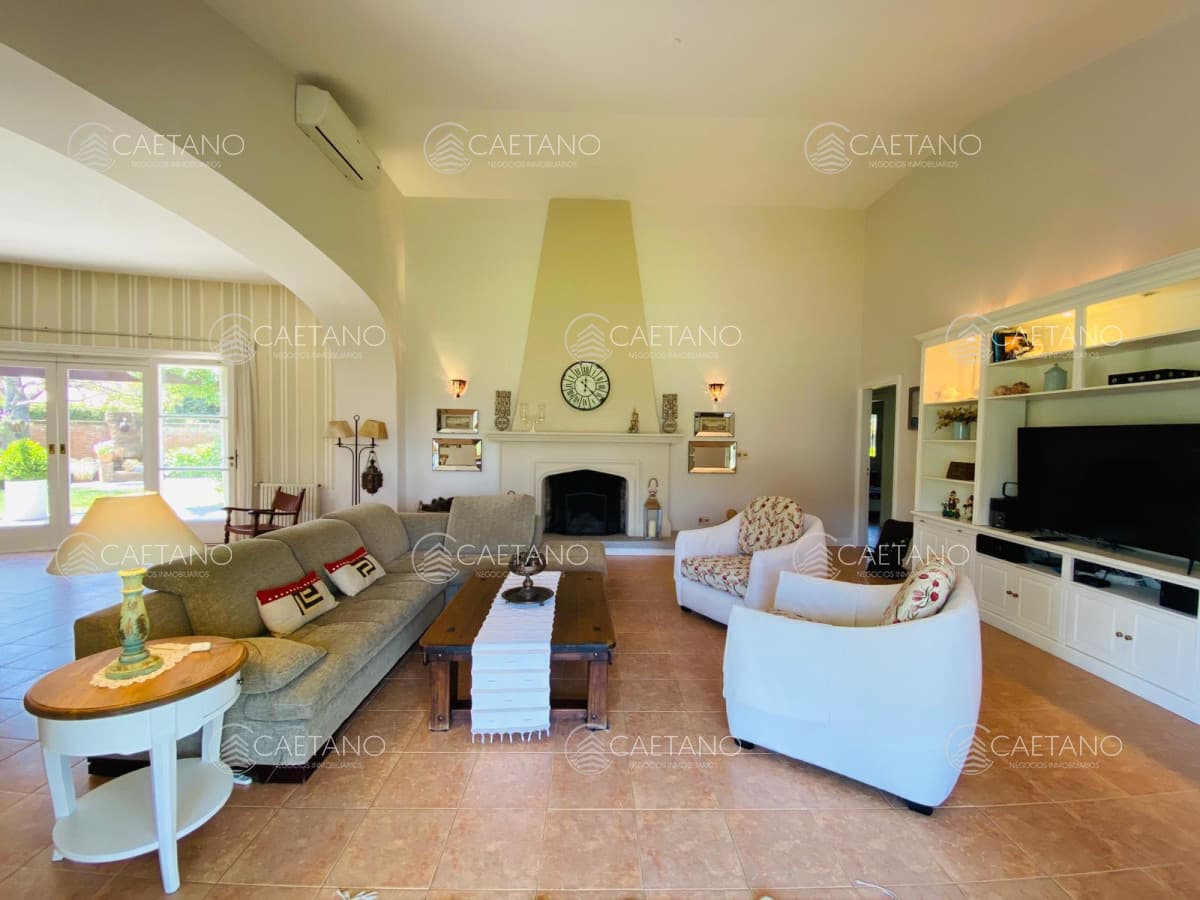 EN EL CORAZON DE LA MANSA , ESPECTACULAR RESIDENCIA