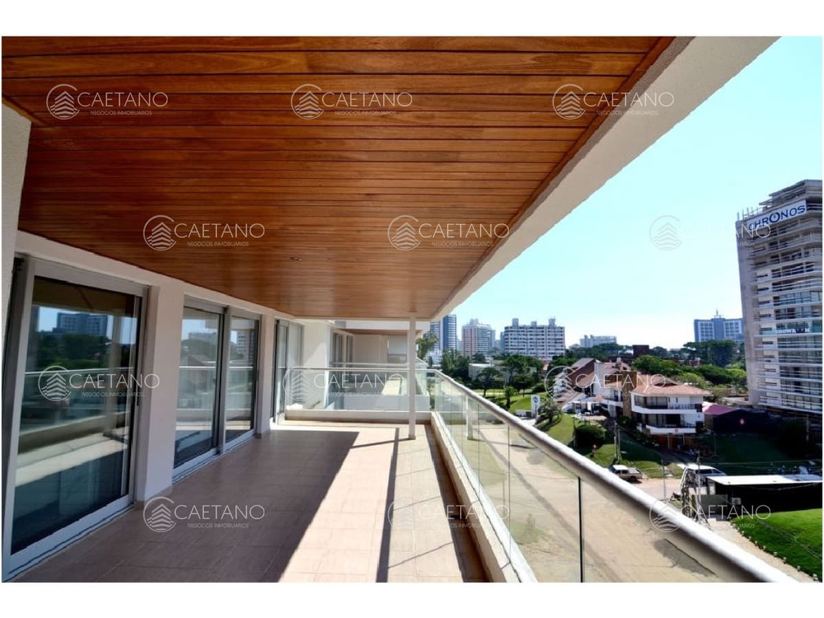 Apartamento en alquiler en Punta del Este