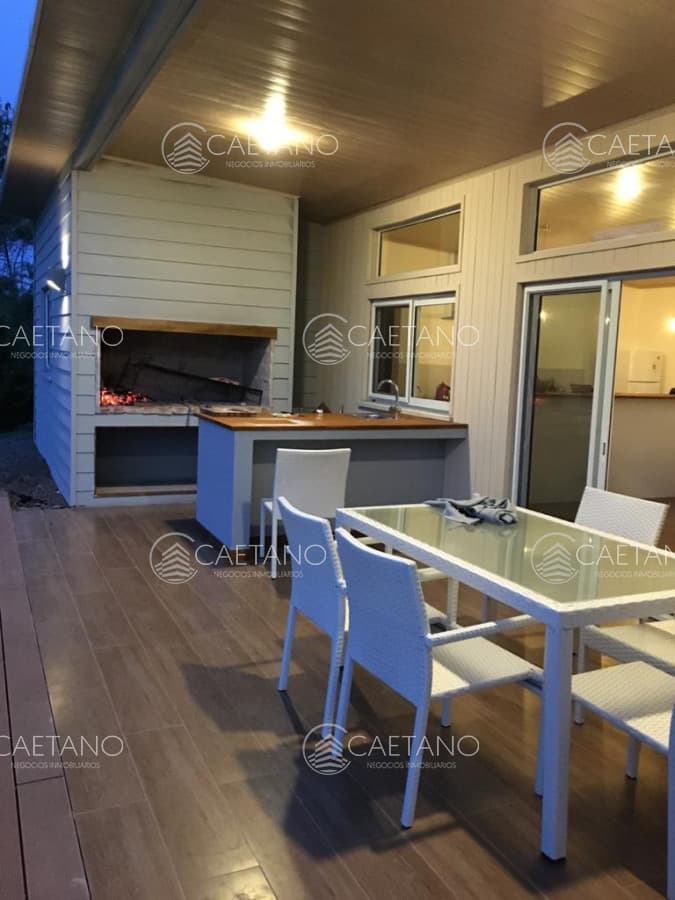ALQUILER DE HERMOSA CASA CON PISCINA EN JOSE IGNACIO — foto 3