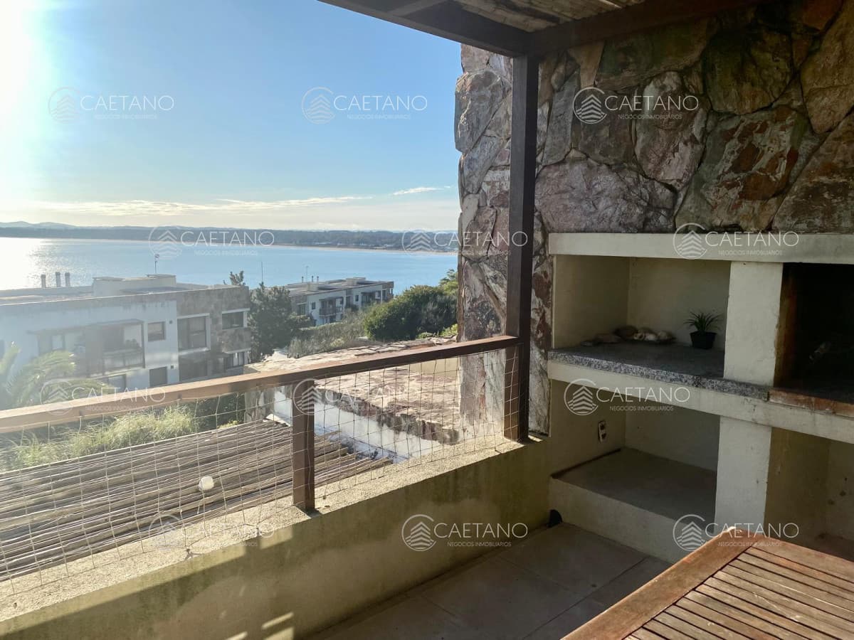 Venta en Quartier de Punta Ballena  2 suites