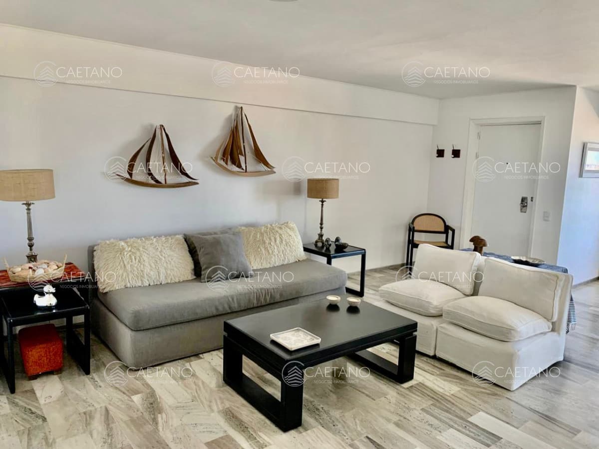 Excelente Apartamento en Punta del Este