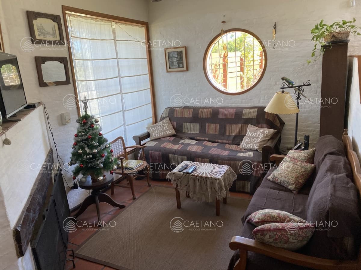 Casa · 94m² · 4 Ambientes — foto 2