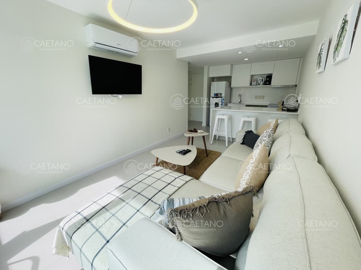 Apartamento en alquiler en Playa Mansa, Punta del Este — foto 2
