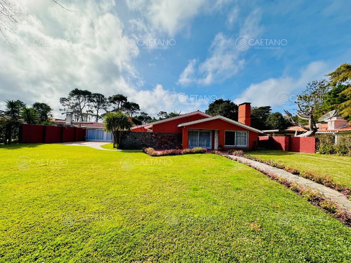 Punta del Este casa en venta de 3 dormitorios en Barrio Cantegril — foto 3
