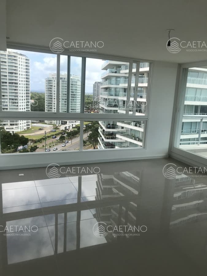 Apartamento en venta, Zona de Playa Brava. — foto 2