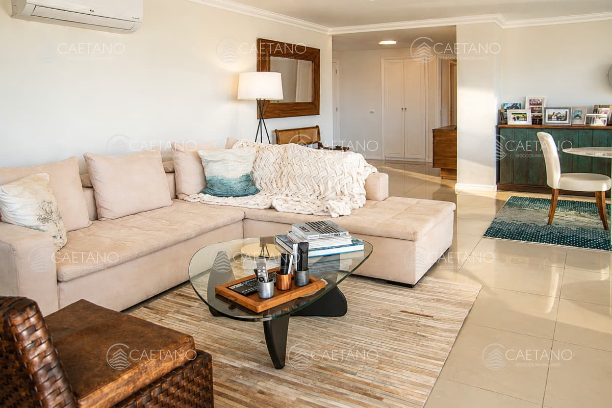 Lujoso Apartamento en Torre Imperiale de 3 dormitorios + dependencia en venta. — foto 2