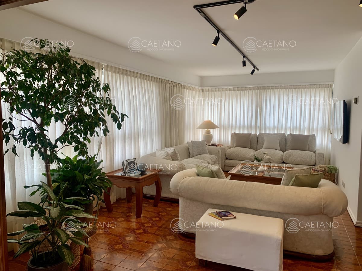 Apartamento en alquiler en Punta del Este