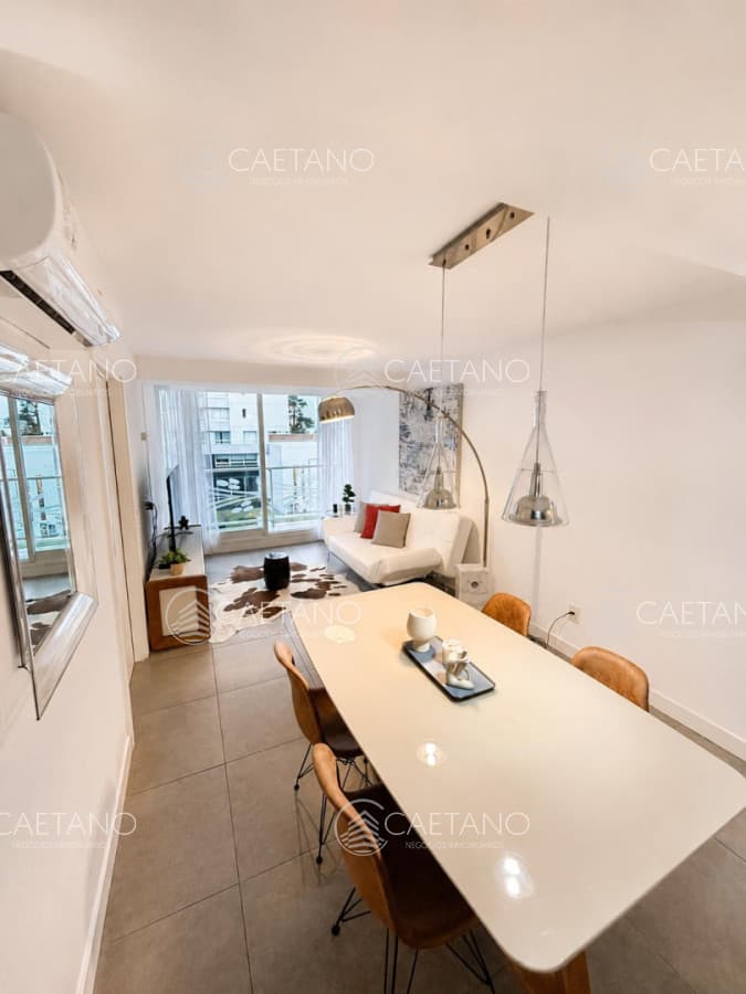 Apartamento en venta de 1 dormitorios a pasos del shopping en Punta del Este. — foto 3