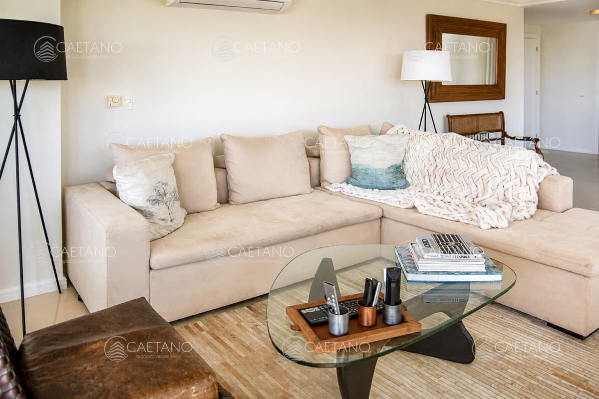 Lujoso Apartamento en Torre Imperiale de 3 dormitorios + dependencia en venta. — foto 3