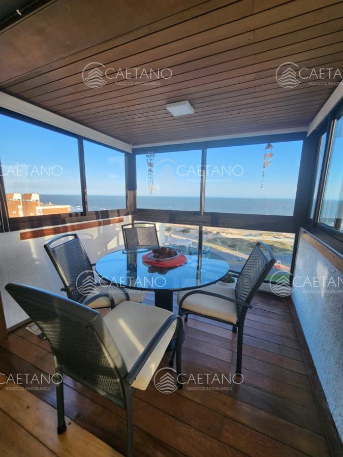 Apartamento en venta frente al mar, 3 dormitorios. Parquemar Center — foto 2