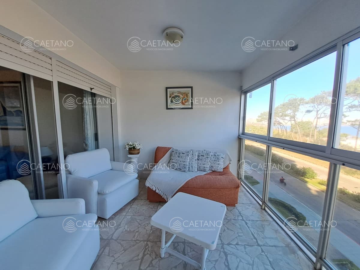 IMARANGATU, APARTAMENTO DE 2 DORMITORIOS, PLAYA MANSA, PRIMERA LINEA, PARADAS — foto 2