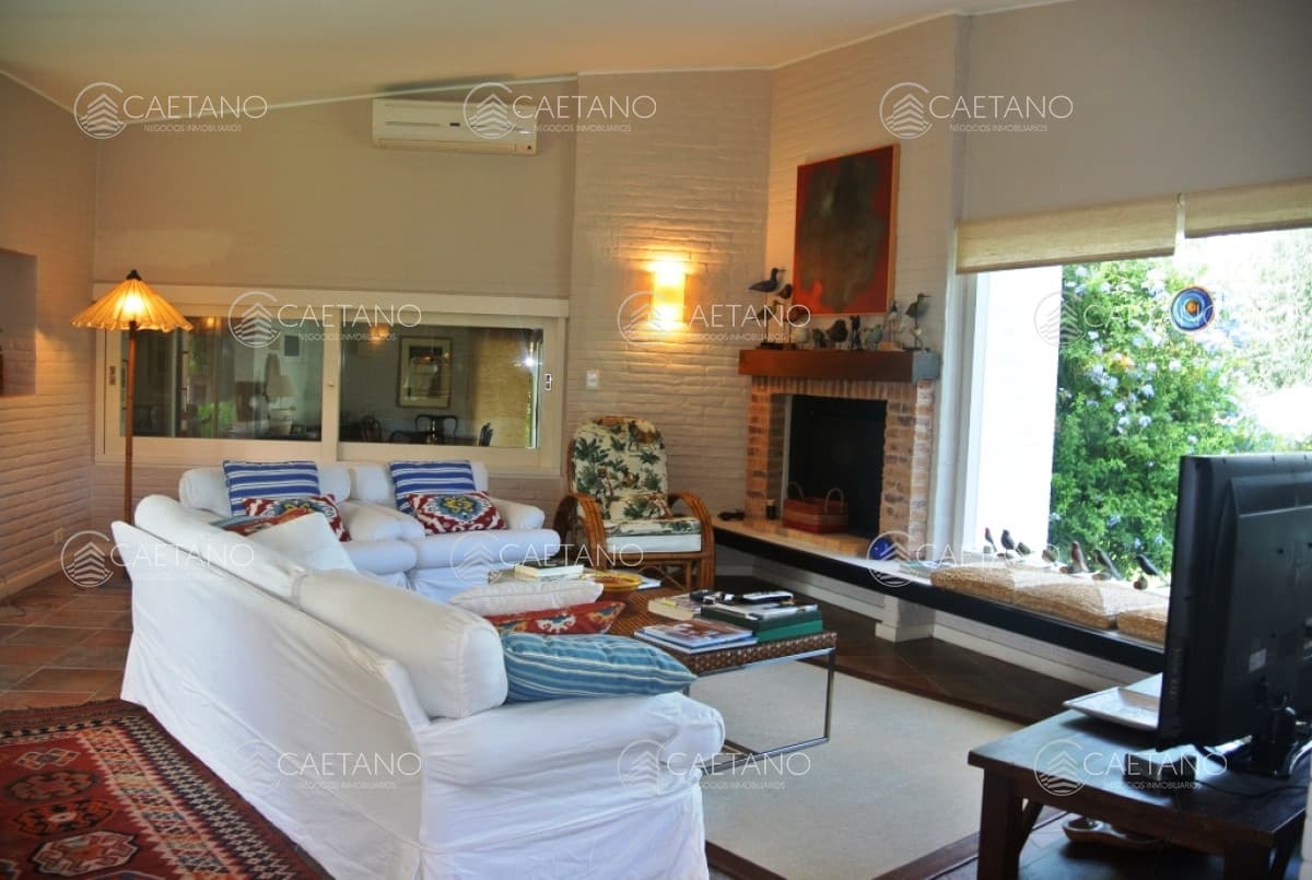 Casa en venta de 5 dormitorios a metros del mar — foto 3