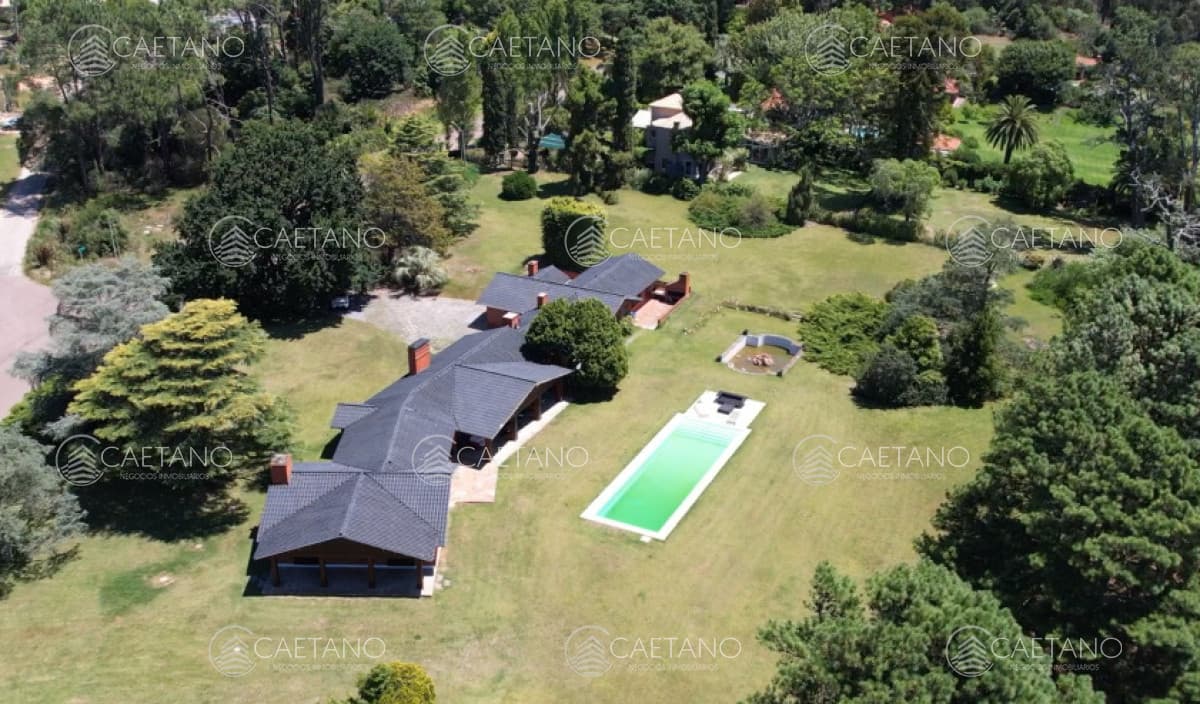 Casa en venta con vista a agradable entorno. — foto 3