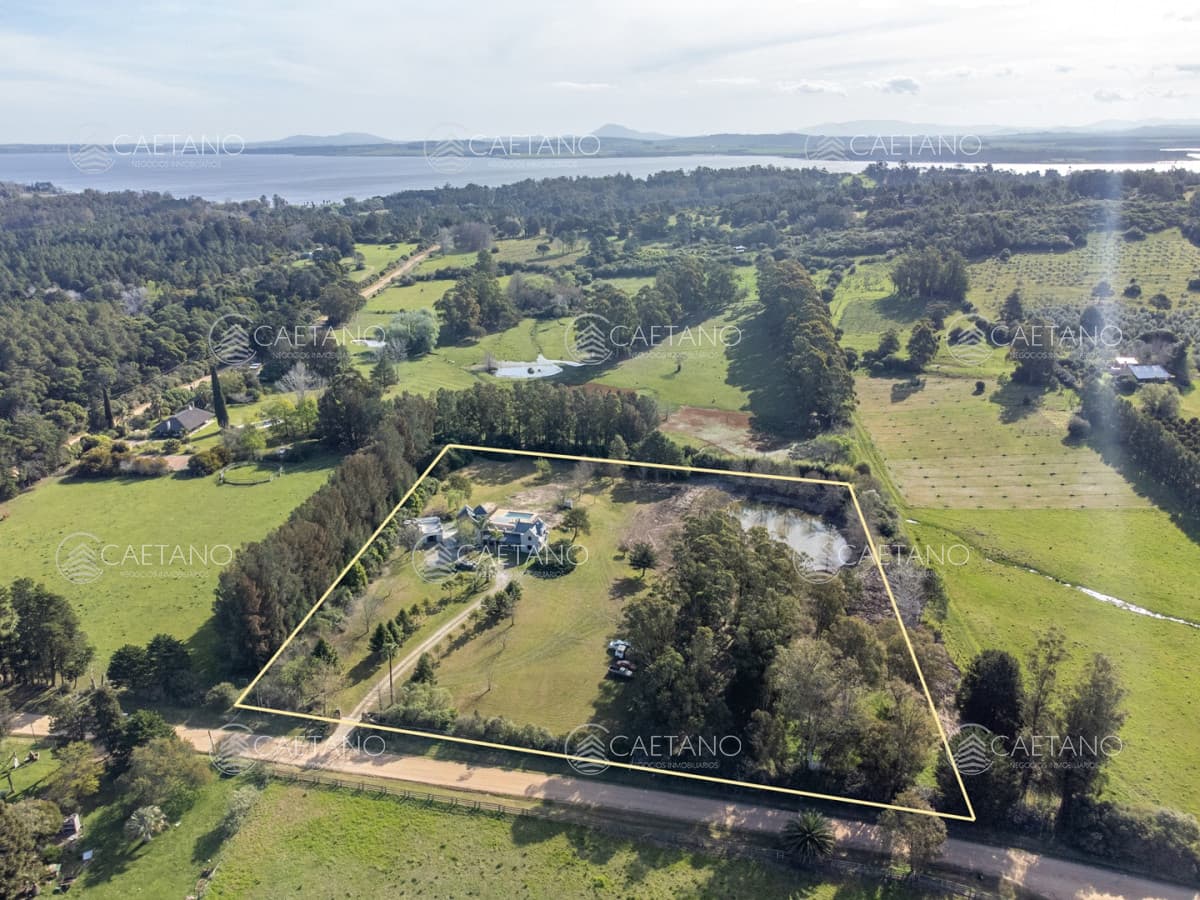 Chacra en venta Punta Ballena 5 dormitorios