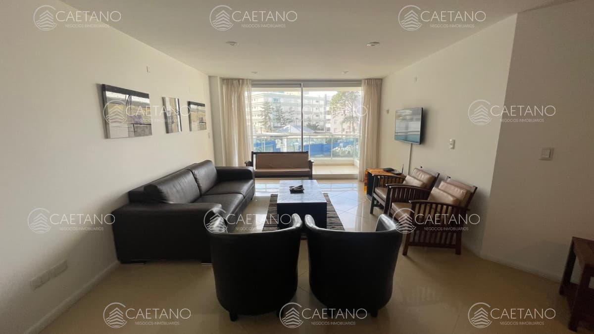 Apartamento en zona Brava — foto 2