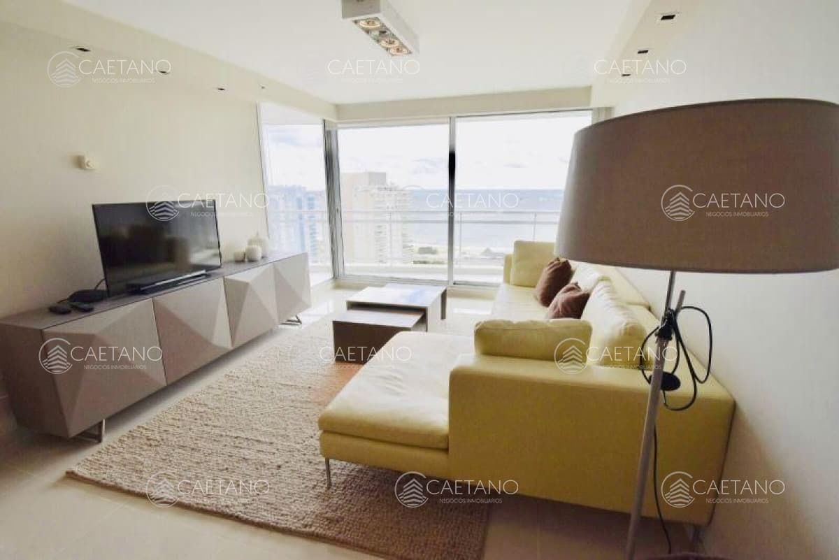 Apartamento en alquiler temporario Playa Mansa 2 dormitorios SUNRISE TOWER — foto 2