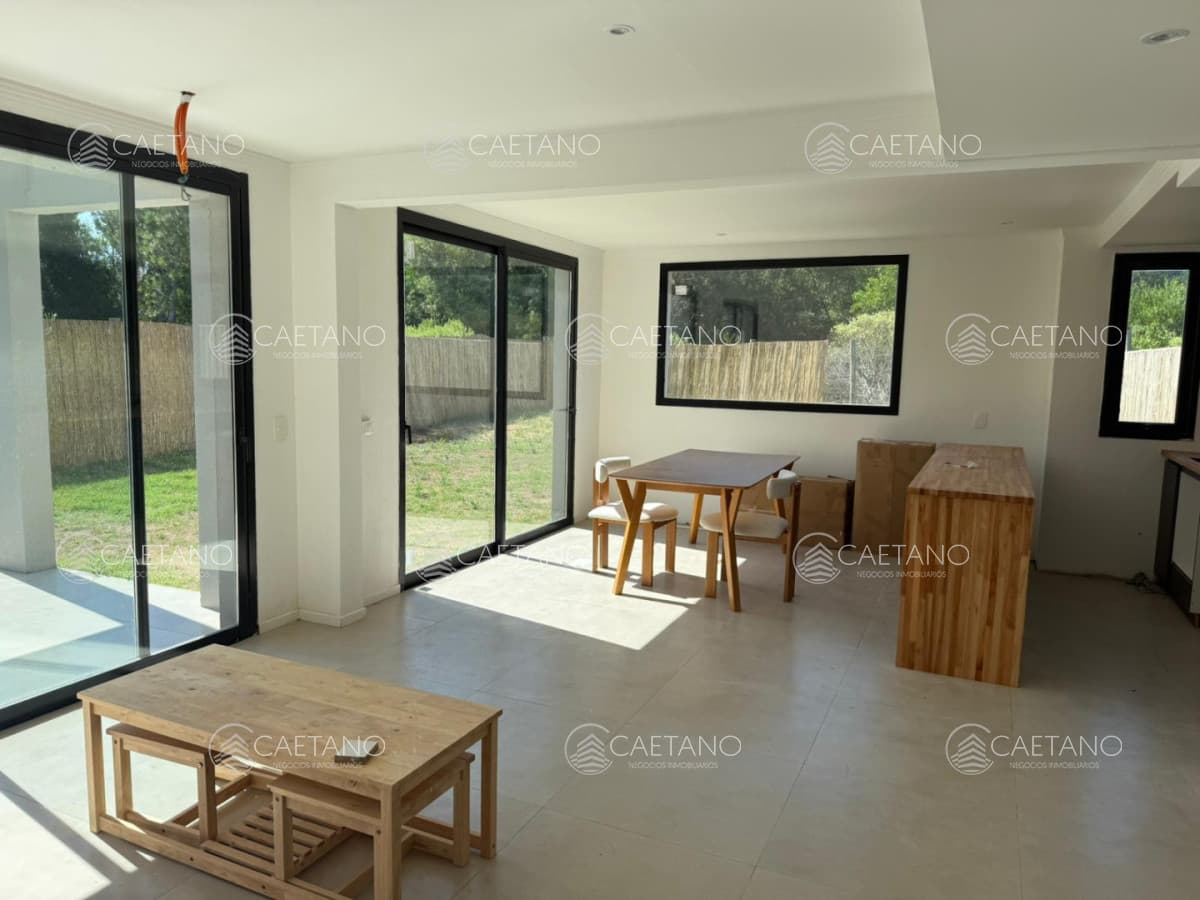Venta apartamento 2 dormitorios. La barra. — foto 2