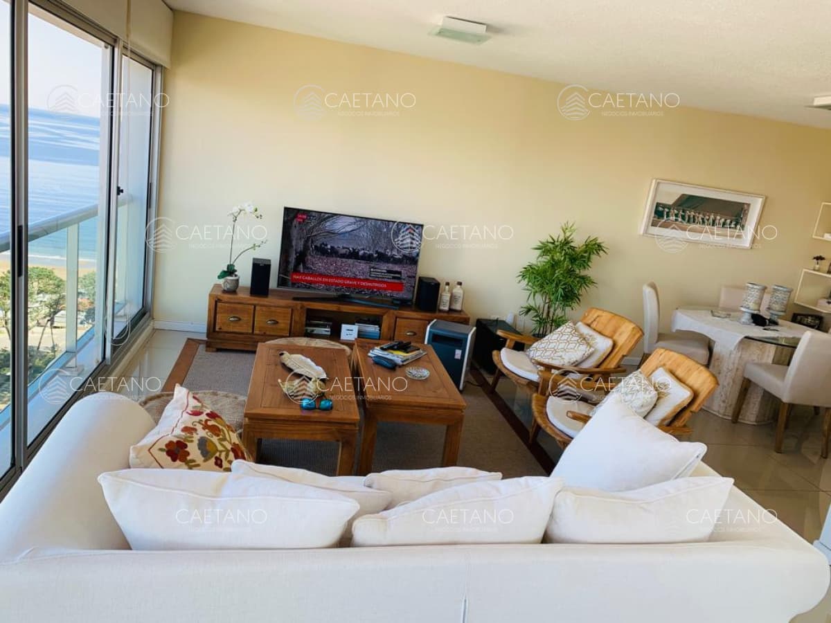 ALQUILER ANUAL -Apartamento en Mansa - Punta del Este — foto 3
