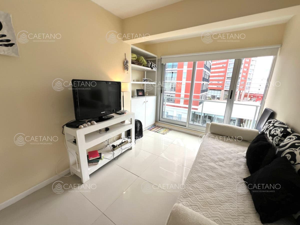 Venta apartamento 2 dormitorios. Peninsula, Punta del Este