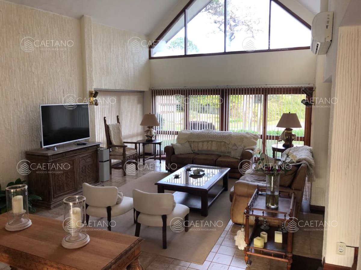 Venta casa 5 dormitorios. Lugano, Punta del Este. — foto 2