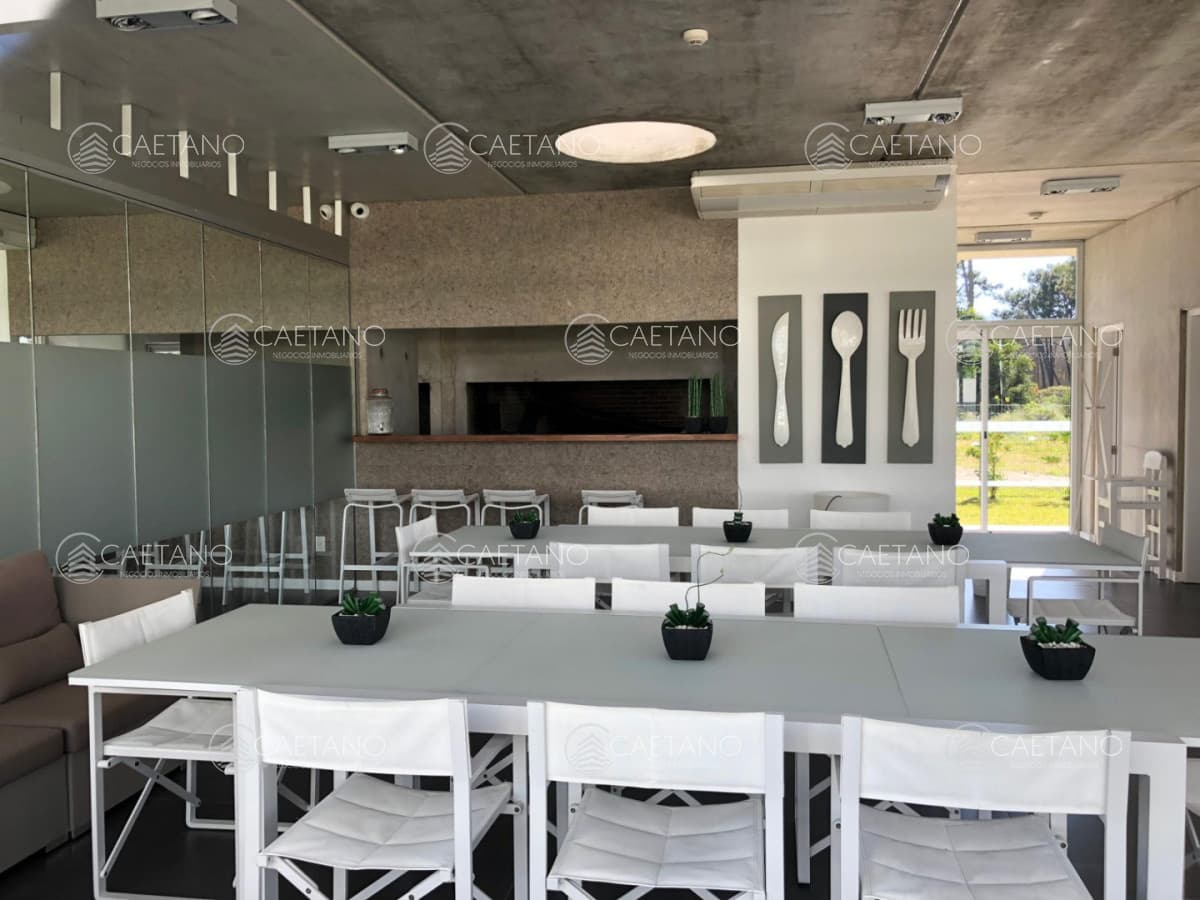 APARTAMENTO EN VENTA y EN ALQUILER TORRE ONE I PISO ALTO — foto 3