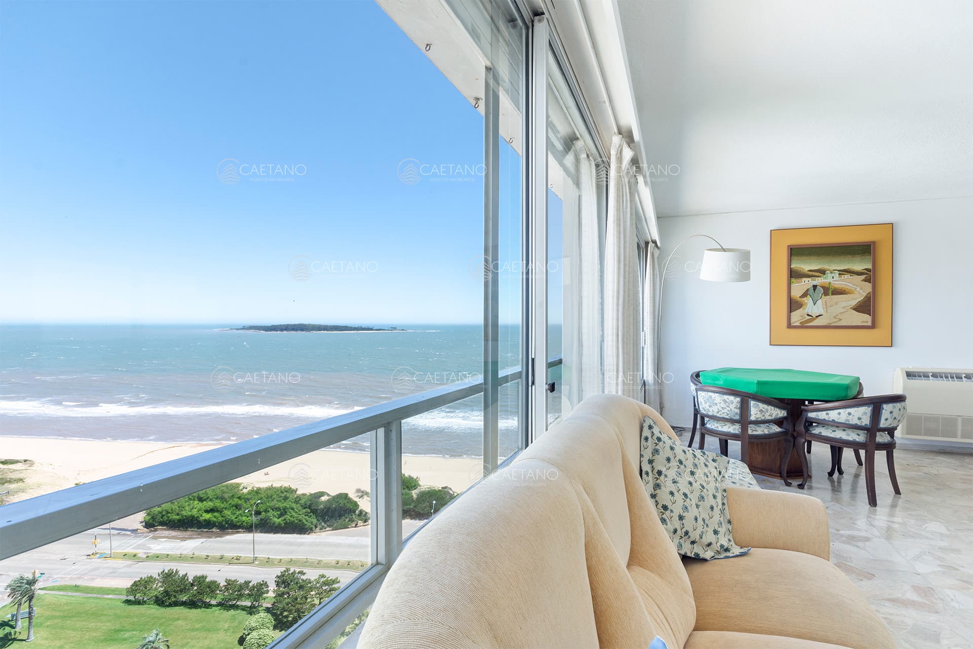 Alquiler Anual 2024 - Pent House - 4 Dormitorios - Playa Mansa - Todos los Amenities