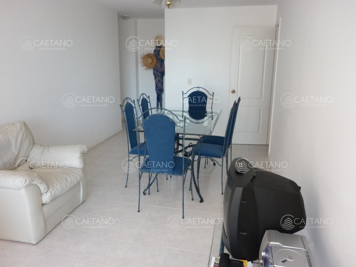 Lindo apartamento de 2 dormitorios con 2 baños — foto 3