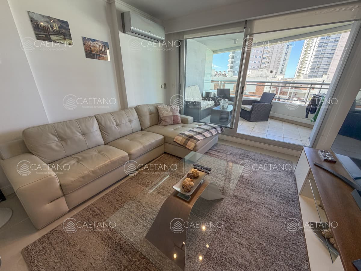 Departamento de 3 dormitorios en venta en Forest Tower II, Punta del Este. — foto 2