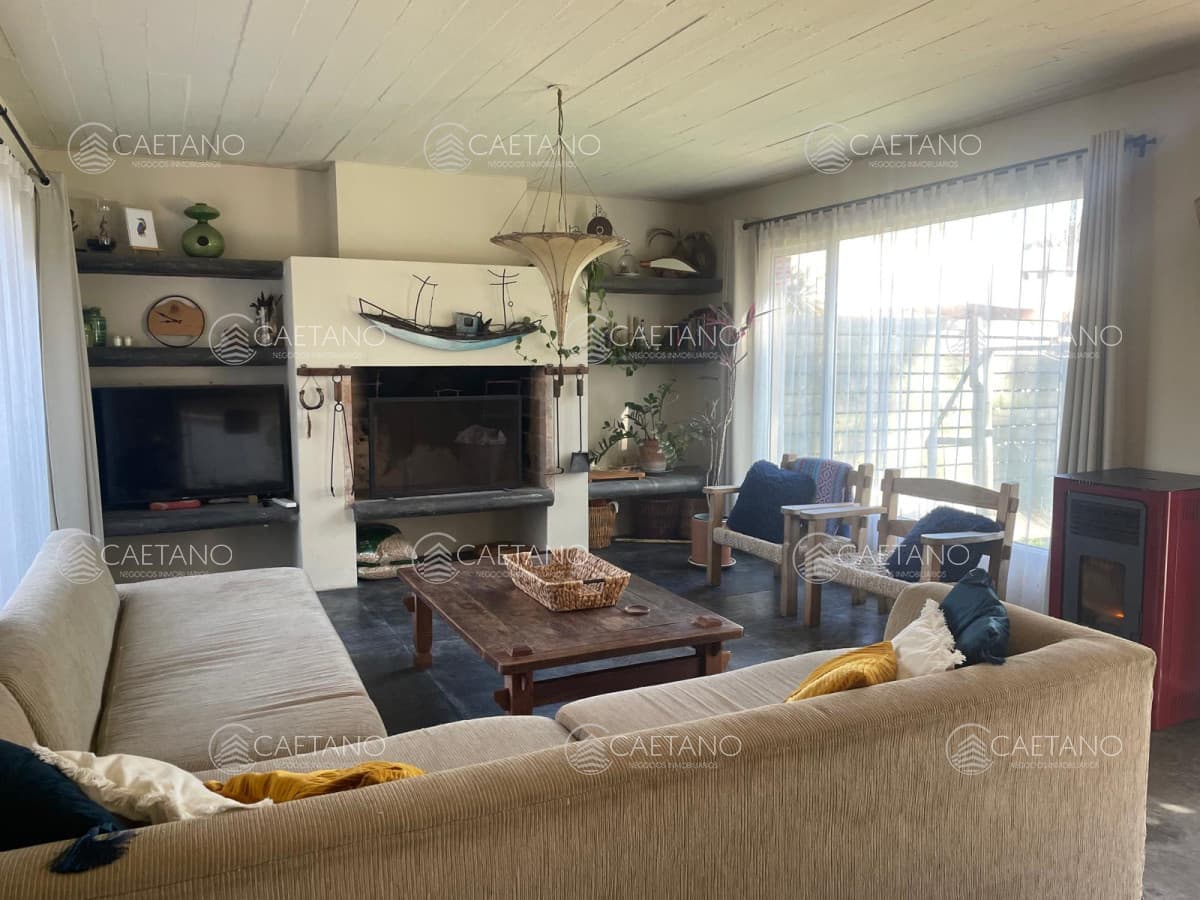 Casa de 4 dormitorios en Montoya, La Barra — foto 2