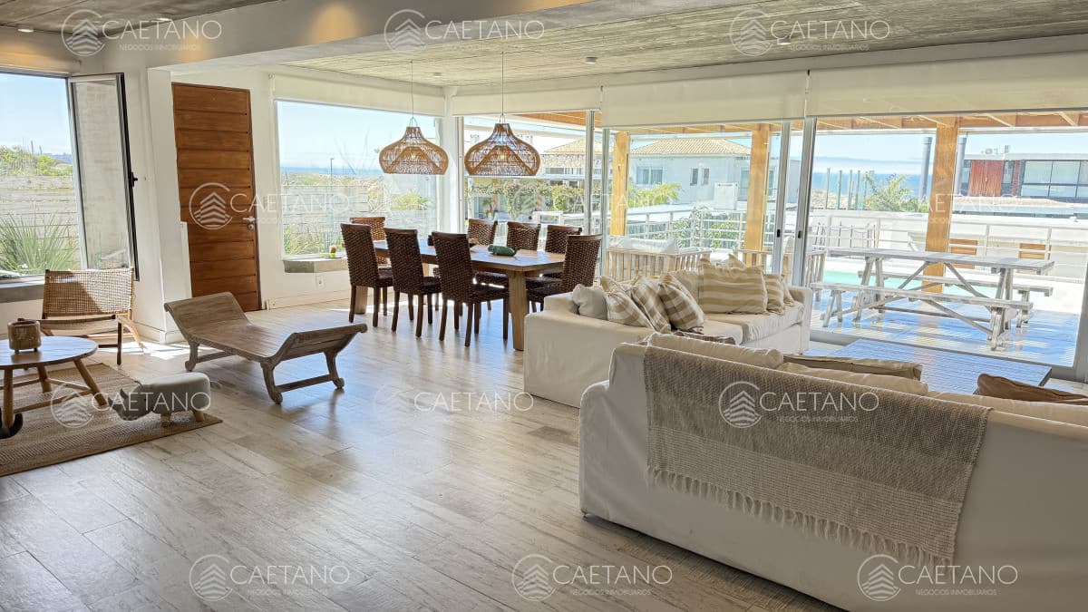 Muy linda y cómoda casa en Montoya — foto 3