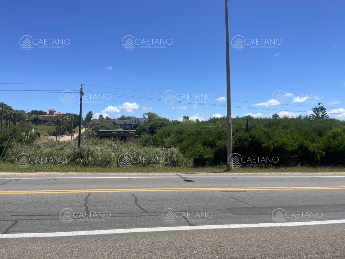 Lote sobre ruta 10 en Balneario Buenos Aires — foto 2