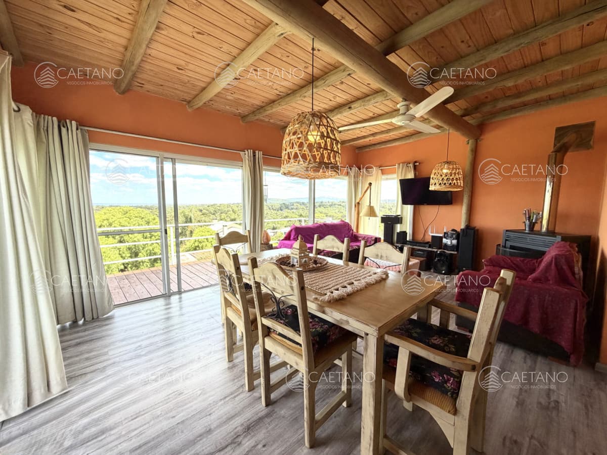 Espectacular casa en venta en Piriapolis