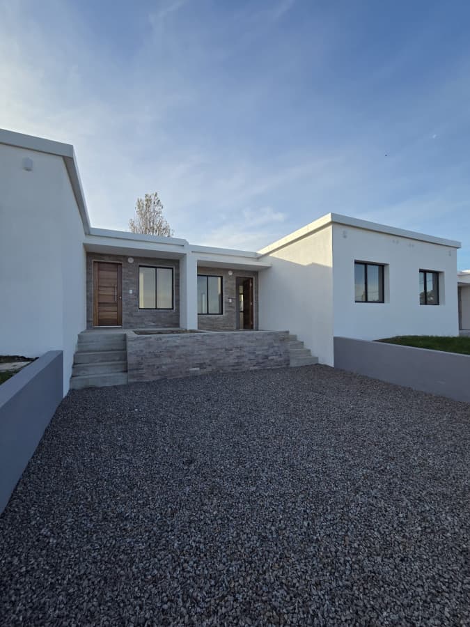 OPORTUNIDAD CASA  VENTA A ESTRENAR - MALDONADO