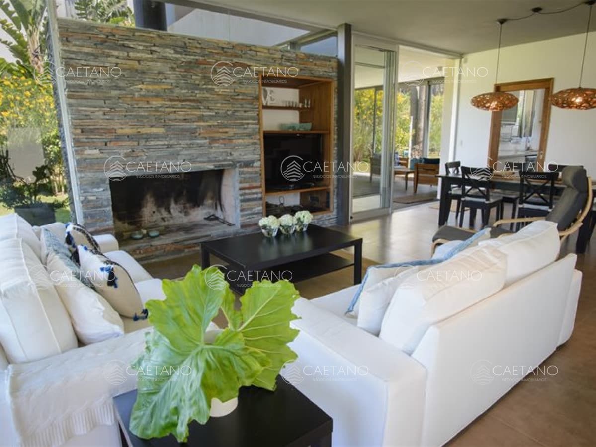 ESPECTACULAR CASA EN RINCON DEL INDIO — foto 3