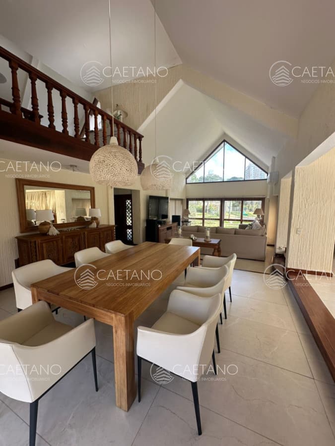 casa en excelente ubicación, 8 dormitorios — foto 3