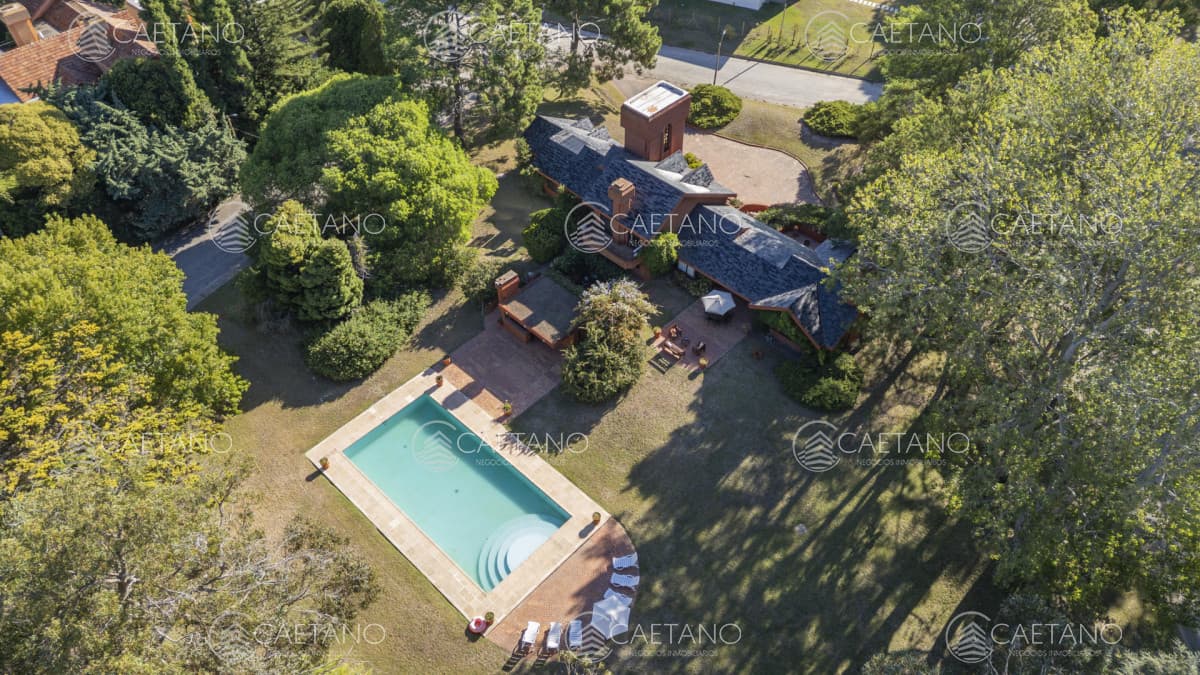 Casa en Venta BEverly Hills — foto 2